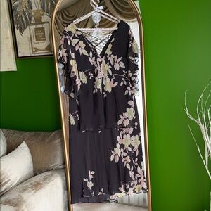 Adrianna Papell two-piece Silk Set